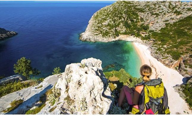Shqipëria e treta në botë për rritjen e turistëve