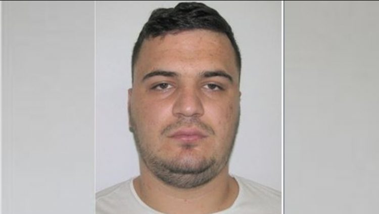 I shpallur në kërkim për vrasjen e dyfishtë në vitin 2017 në Lushnjë, kapet në Janinë Laert Haxhiu