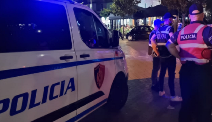 U kapën në flagrancë duke marrë rryshfet, Prokuroria Tiranë monitoron patrullën e ‘Shqiponjave’