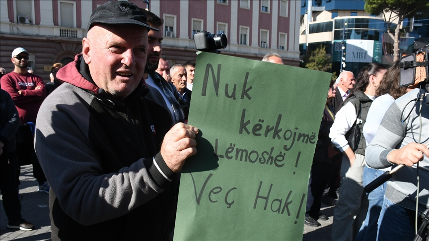 Shqipëri, pensionistët organizojnë protestë