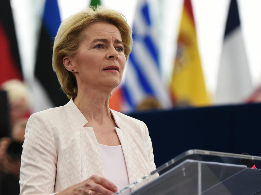 Von der Leyen: Të krijojmë qendra të ngjashme migrantësh si ato të marrëveshjes italo-shqiptare