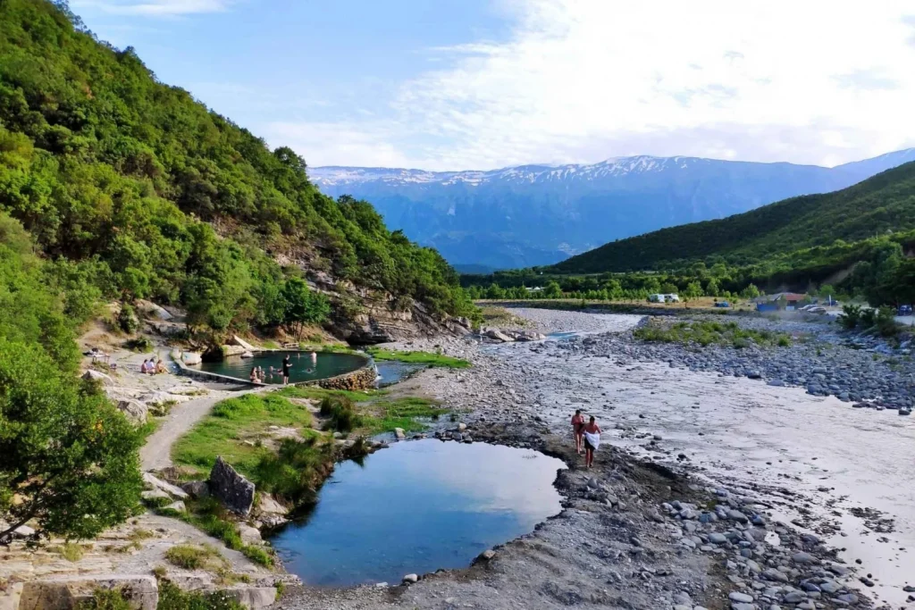 “Travel and Tour World”: Bumi turistik i Përmetit! Dyfishim i vizitorëve në atraksionet gjatë gjithë vitit