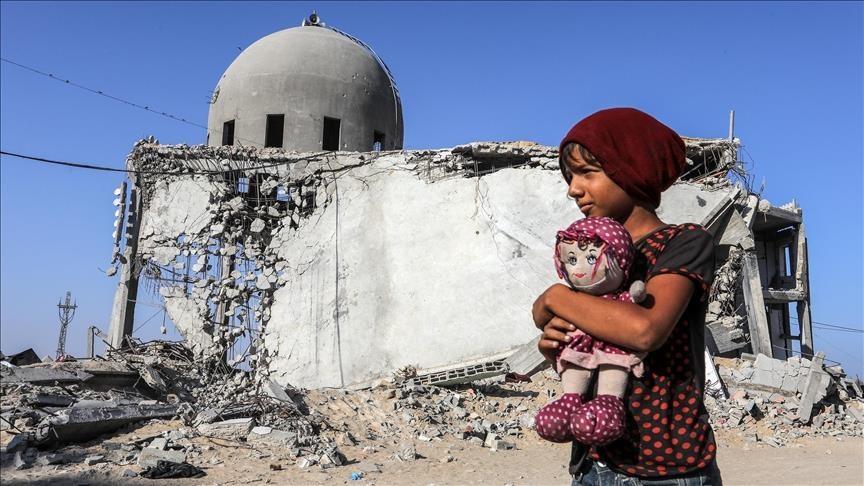 Një vit pas gjenocidit izraelit, Gaza qëndron në gërmadha mes urisë dhe shpërnguljes