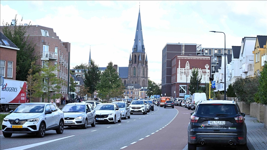 Enschede, qyteti holandez tërheq vëmendjen me historinë, kulturën dhe pasionin për futbollin