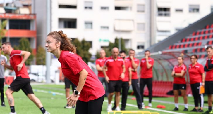 Nis kursi për licencën “UEFA B Fitness Coach”, zyrtari i UEFA-s: Rrisim standardin e përgatitësve atletikë në futboll