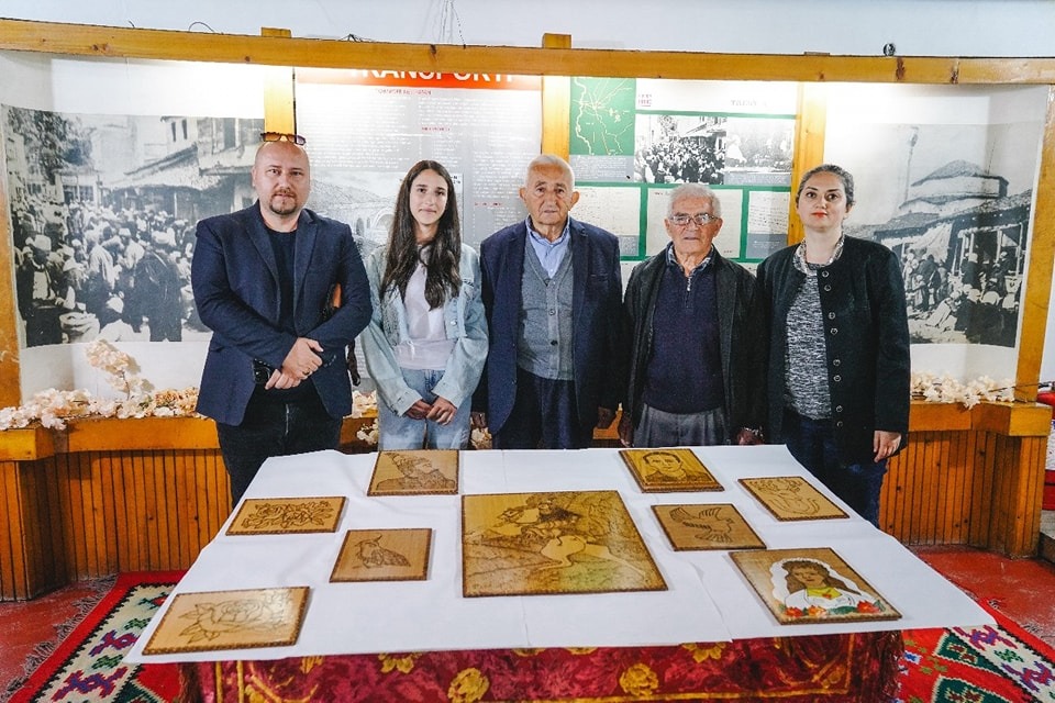 “Artizanati sot”, ekspozitë me punime të artizaneve në Muzeun Etnografik të Elbasanit 