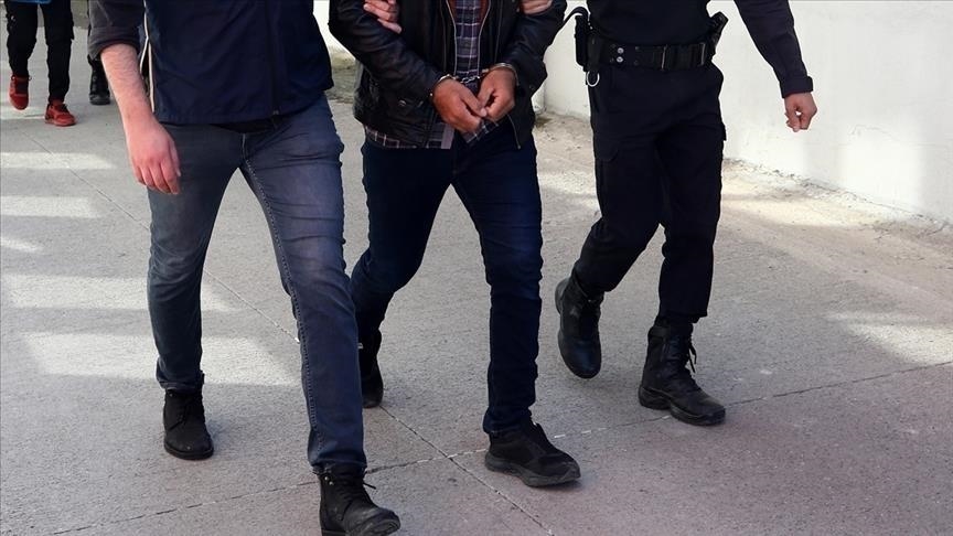 Istanbul, kapen 15 të dyshuar në një operacion kundër DEASH-it dhe Al Kaeda-s