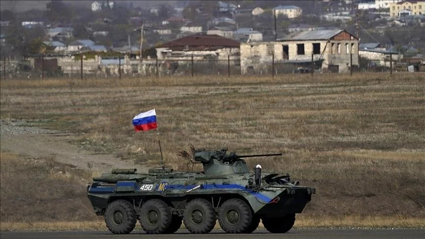 Kremlini konfirmon fillimin e tërheqjes së paqeruajtësve rusë nga Karabaku