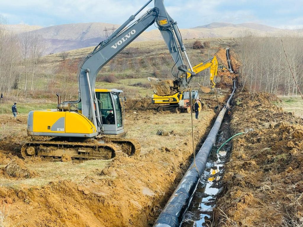 Rama: Rehabilitohet kanali i Vërçunit në Maliq, vadit 500 ha toka bujqësore