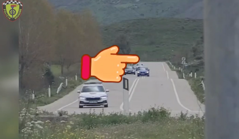 Monitorimet në rrugë, policia e Gjirokastrës prangos 2 shoferët për shkelje të rregullave të qarkullimit, 320 gjoba në një javë