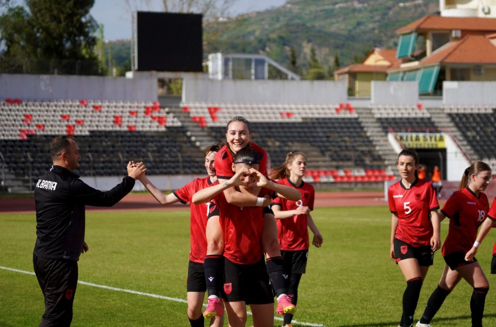 Euro U-19 për vajza, Shqipëria merr tre pikët e para, mposht Qipron në “Elbasan Arena”