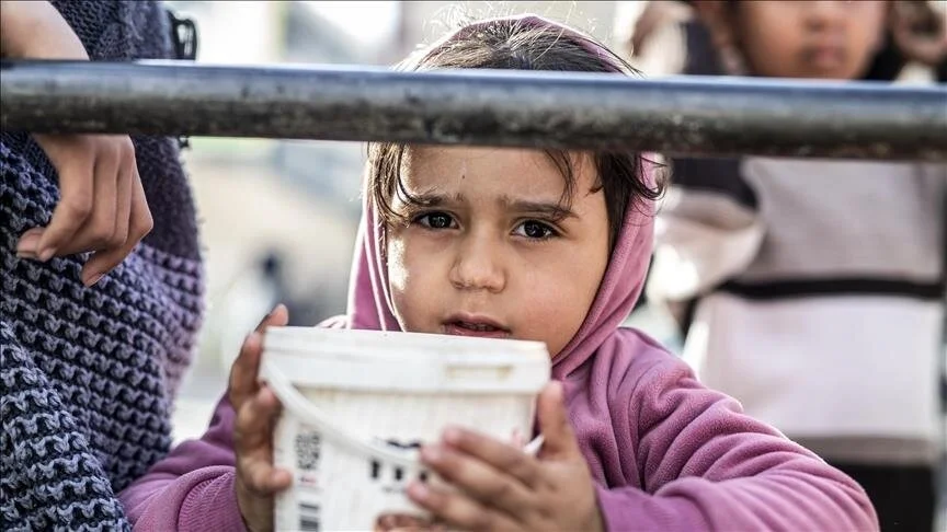 “Dy milionë njerëz në Gaza po përpiqen të mbrohen nga uria, sëmundjet dhe bombardimet izraelite”