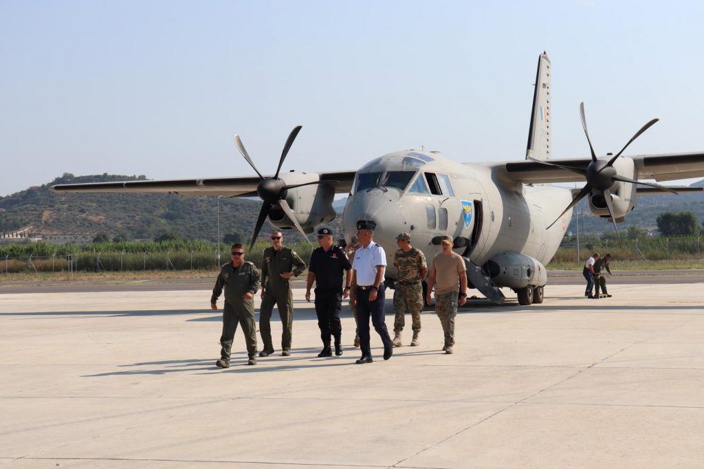 Mbërrijnë dy avionë rumunë për ndërhyrje në vatrat më kritike të zjarreve