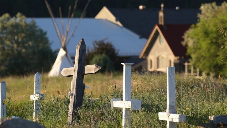 Australi, del në shitje kisha dhe varreza historike