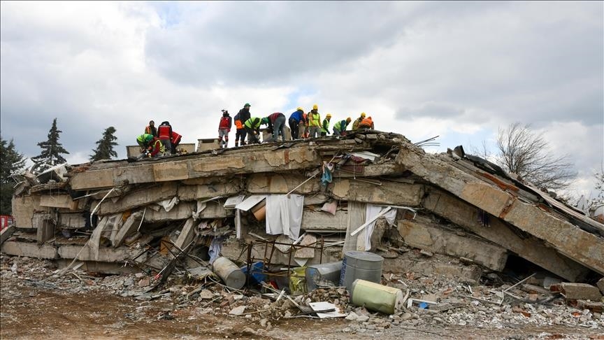 Palestina dhuron 20 mijë çanta gjumi për viktimat e tërmetit në Türkiye