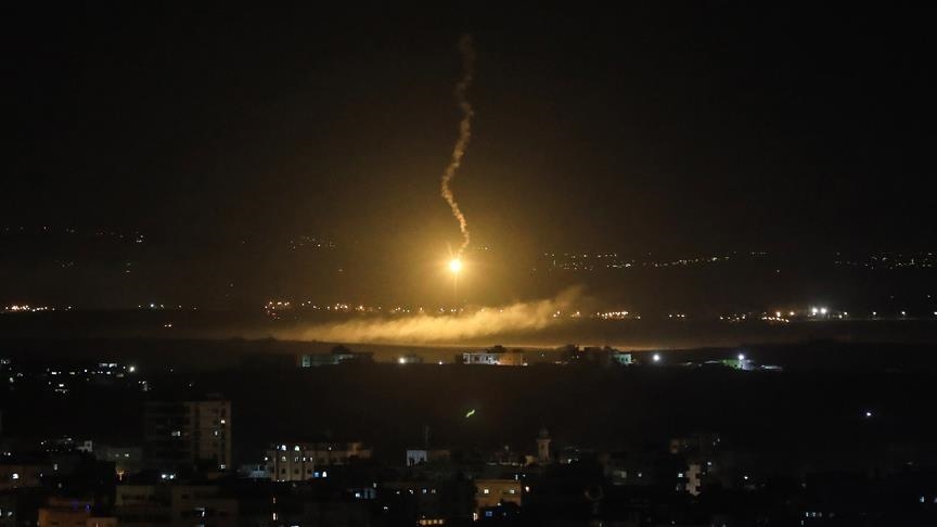 Pretendohet se Izraeli kreu sulm në Siri, raportohet për disa civilë të vrarë