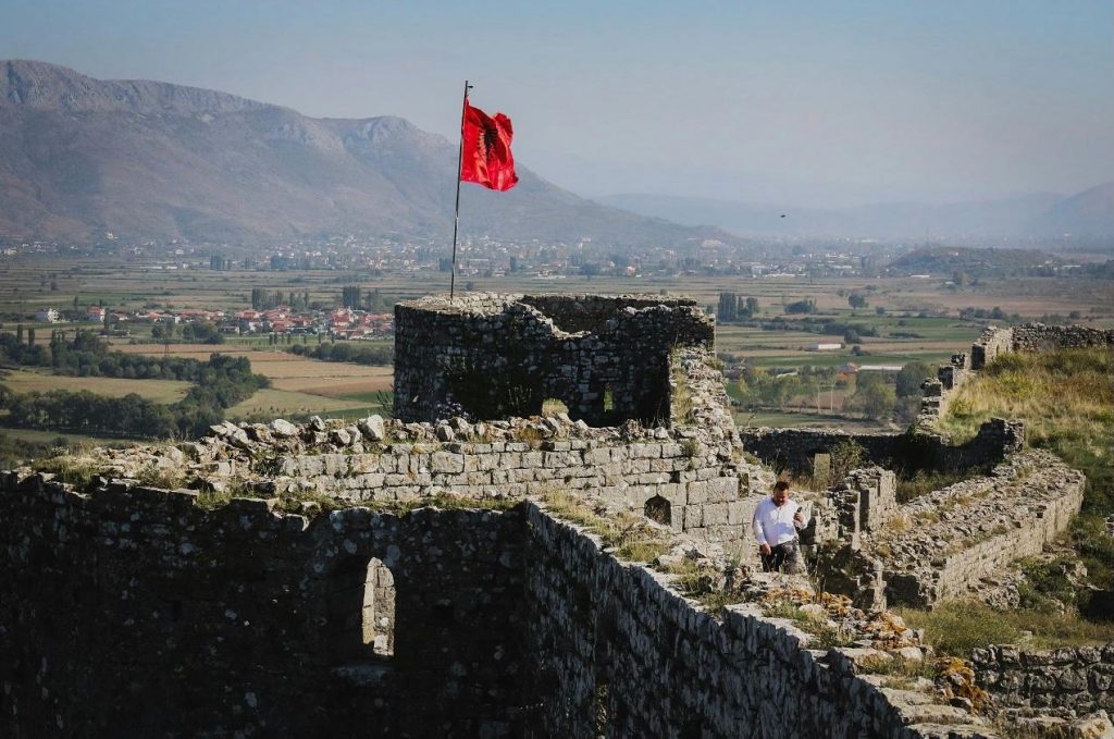 Media portugeze “SAPO Mag”: Arsyet pse duhet të vizitoni Shqipërinë