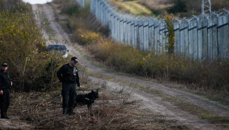Bullgaria akuzohet për keqtrajtim të migrantëve