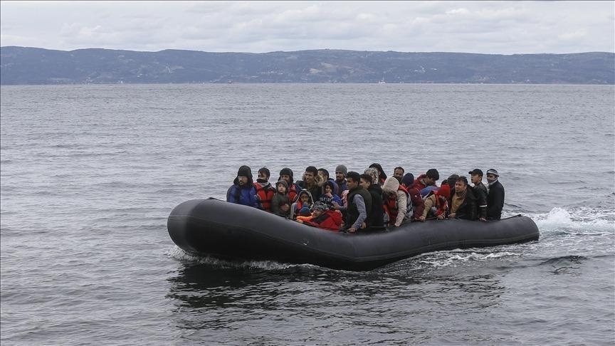 Të paktën 3 emigrantë të vdekur pasi varka përplaset në shkëmbinj në ishullin grek Lesbos