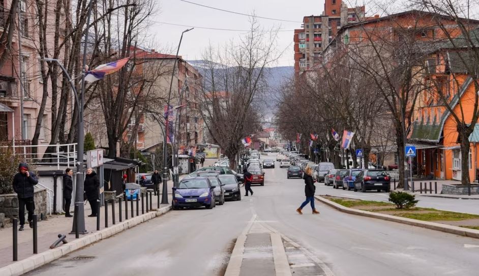 Aksion për shkarkimin e kryetarëve shqiptarë në Mitrovicën e Veriut dhe Leposaviq, nis nënshkrimi i peticionit