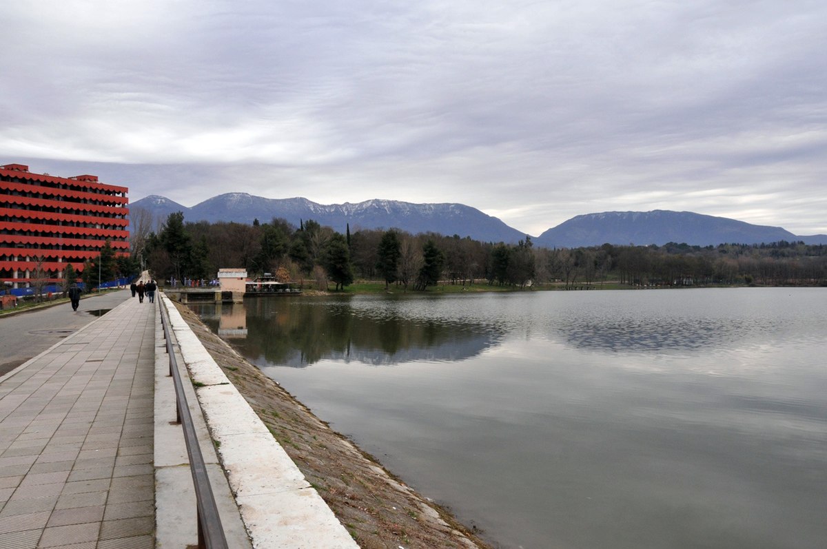 Diga e Liqenit të Tiranës, Komiteti: Të dorëzohet raport për monitorimin, 20 vjet pa rehabilitim