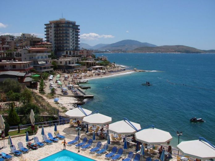 INSTAT: Gati 3.4 milionë të huaj vizituan Shqipërinë në 6-mujorin e parë