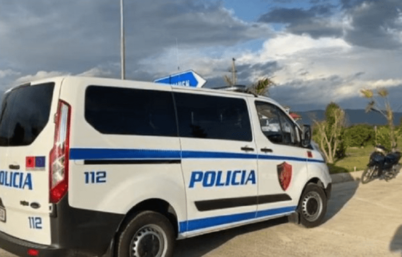 Vetëplagoset me armë zjarri vajza 24-vjeçe në Krujë