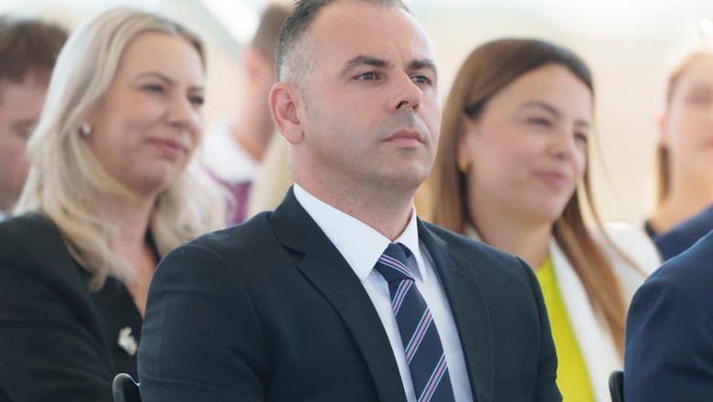 Pirro Vengu u emërua ministër i Mbrojtjes, Kreshnik Bajraktari drejtor i ri i Portit të Durrësit