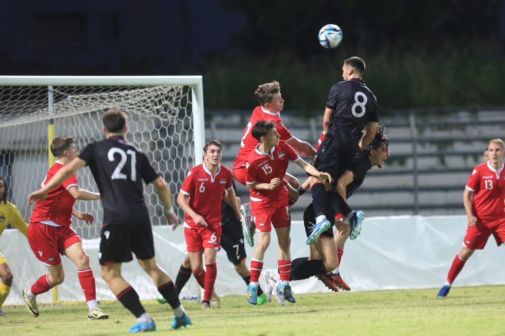 Shqipëria U-21 triumfon 4-0, mund Lihtenshtejnin në “Niko Dovana”