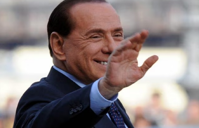 Sot funerali i Silvio Berlusconit, Piazza del Duomo pritet të mbushet me 20 mijë njerëz