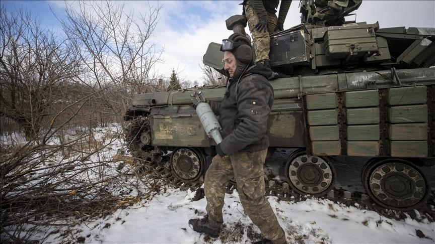 Dërgesa e parë e municioneve nga iniciativa e udhëhequr nga Çekia mbërrin në Ukrainë