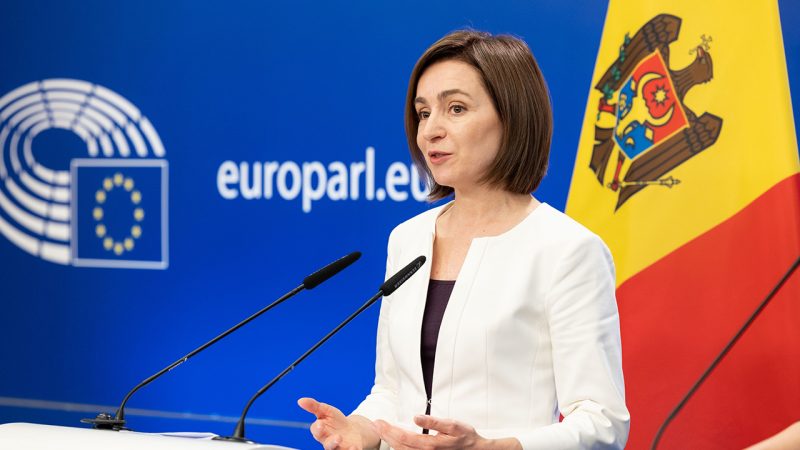 BE nisi bisedimet zyrtare me Moldavinë, presidentja Sandu: E ardhmja jonë është brenda familjes evropiane