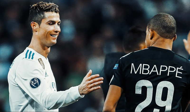 Ronaldo, mesazh Mbappe-së: Tani është radha ime të të admiroj ty!
