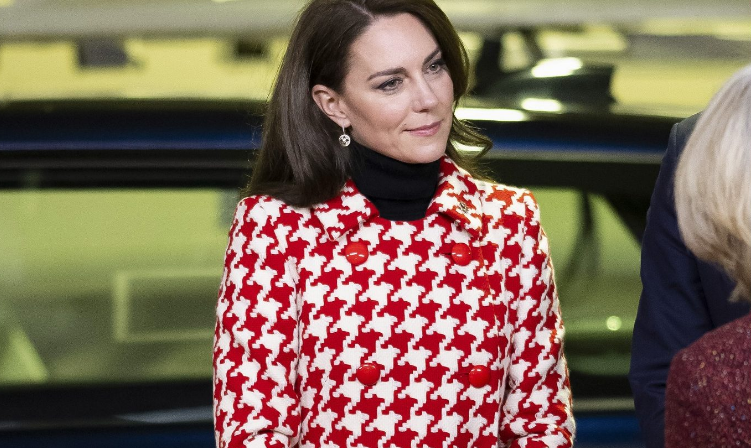 Kate Middleton risjell veshjen e Princeshë Dianës
