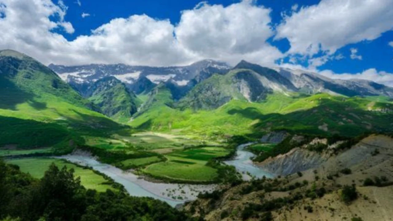 “Ditëlindja e Parkut Kombëtar të Vjosës”/ Rama publikon pamjet: Po kthehet në kartëvizitën më të vyer të Shqipërisë