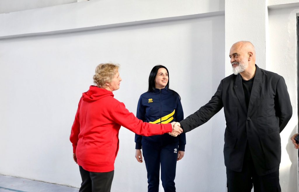 Rehabilitimi i pallatit të sportit “Arefi Berberi”, Rama: Ambiente të reja për të gjitha disiplinat e sporteve