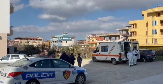 Ra në kontakt me rrymën elektrike, humb jetën 45-vjeçarja në Durrës