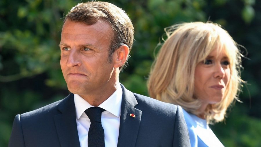 Protestuesit antiqeveritar rrahin nipin e Zonjës së Parë të Francës, reagon Macron