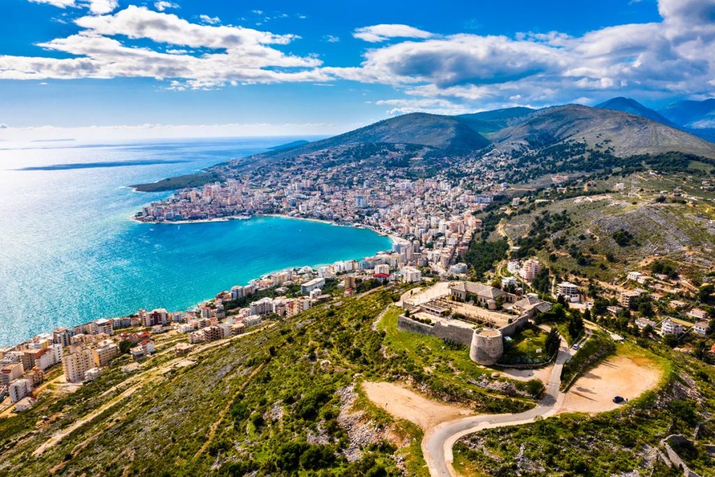 Media franceze “Figaro Nautisme”: Zbuloni shtatë vendet mahnitëse në Rivierën Shqiptare