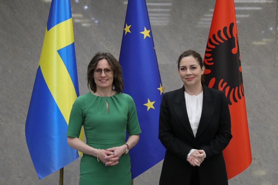 Xhaçka pret Roswall: Suedia mbështetet Shqipërinë në rrugëtimin drejt BE-së