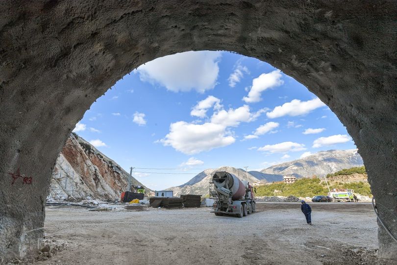 Tuneli i Llogorasë, gati në qershor të 2024-ës