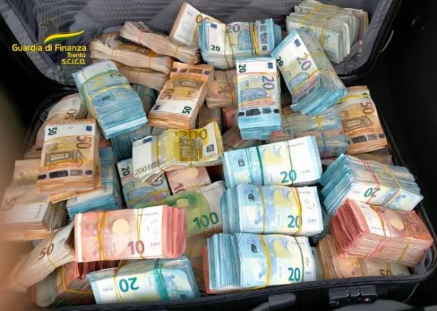 Drogë dhe pastrim parash, Europol shkatërron grupin kriminal, 33 të arrestuar, mes tyre edhe shqiptarë