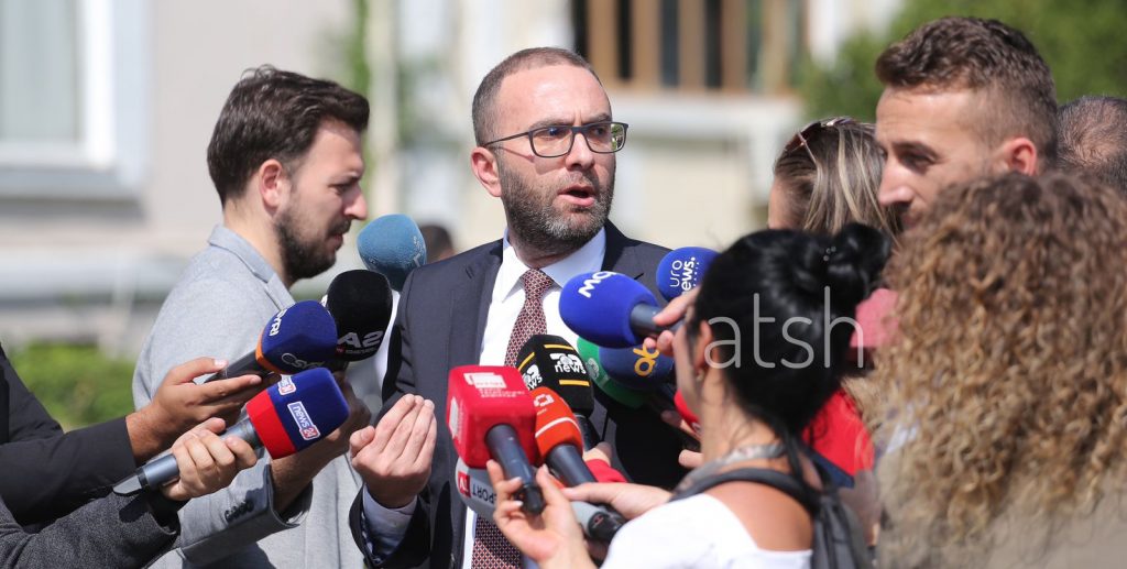 Bardhi: Do të bëjmë gjithçka për të mos lejuar normalitet në seancë plenare