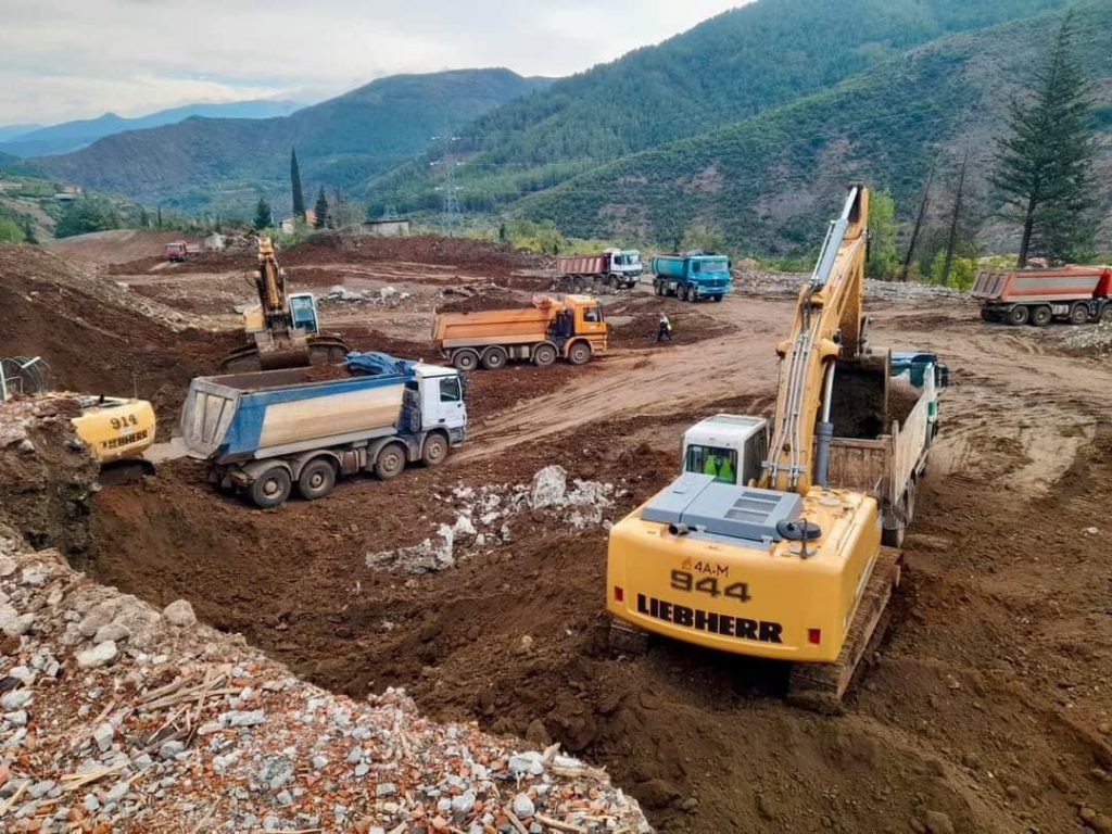 Rama: Vijon puna për zgjerimin e aksit Elbasan-Qafë Thanë, pjesë e Korridorit 8